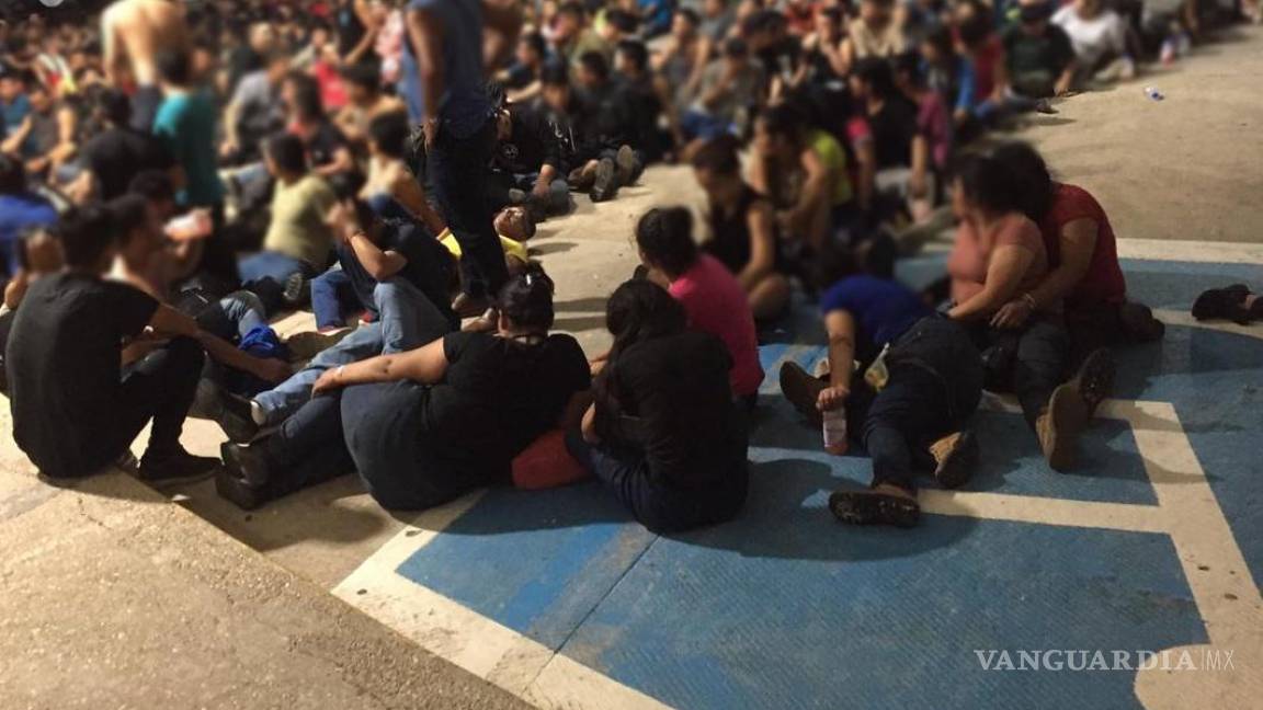 Abandonaron a 343 migrantes en un tráiler en Veracruz