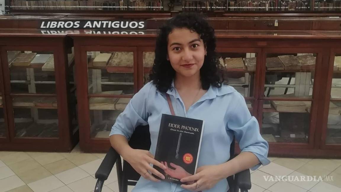 Joven saltillense de 17 años publica novela que está llevando a los niños a la lectura