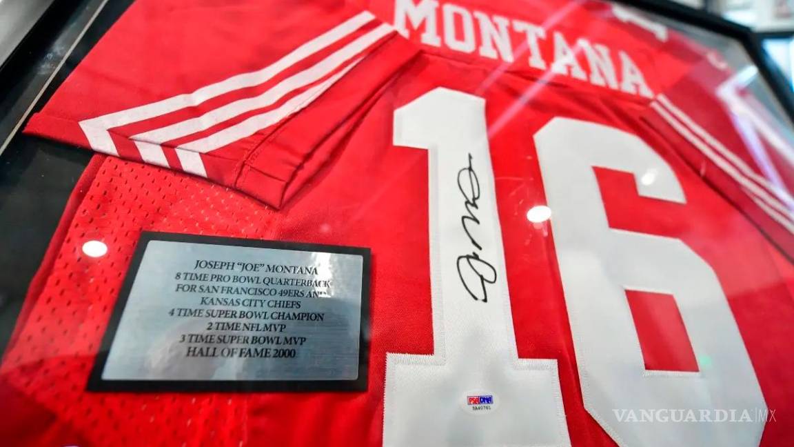 ¡Una verdadera joya! Jersey de Joe Montana es subastado en 1.212 millones de dólares