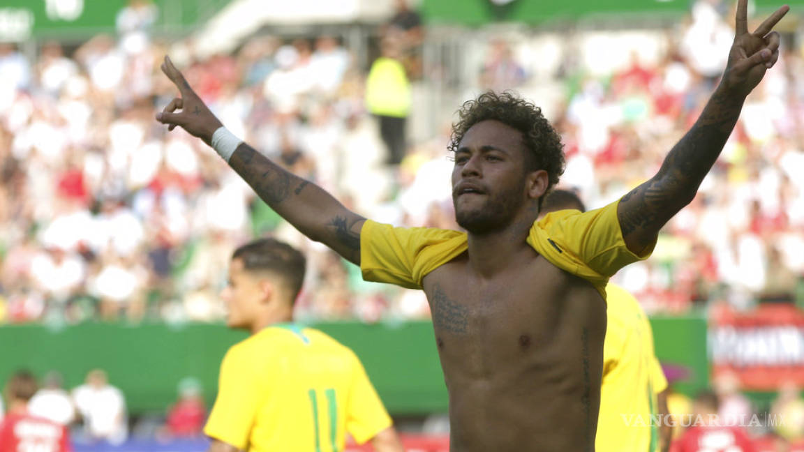 El golazo de Neymar previo al arranque de la Copa del Mundo