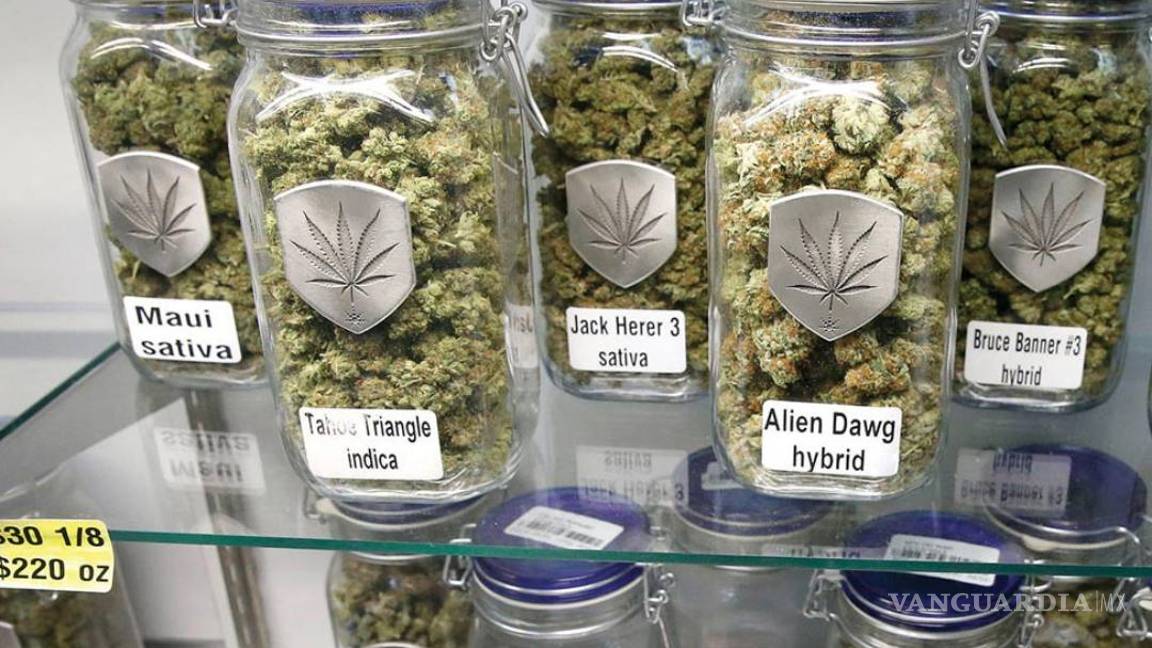 $!Cada vez más bancos aceptan dinero de negocios de marihuana en EU