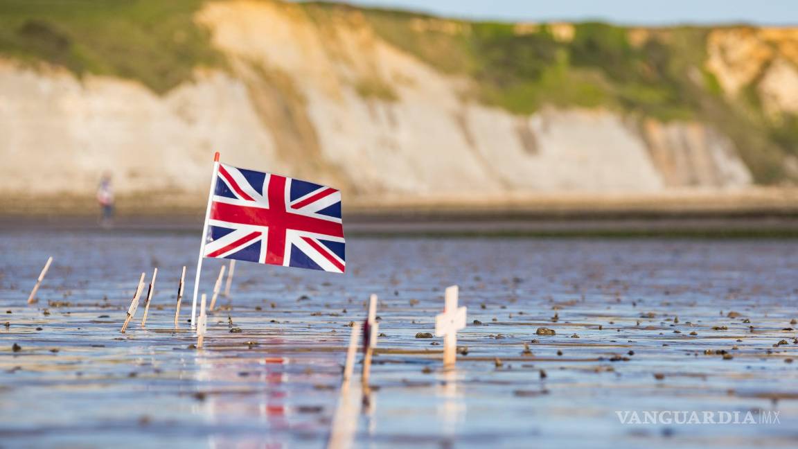 $!Minuto de silencio por los soldados caídos en Normandía