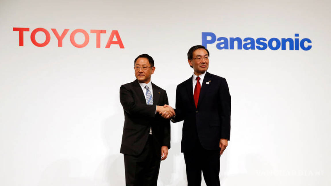 Nace un gigante de las baterías para coches eléctricos, Toyota y Panasonic se alían