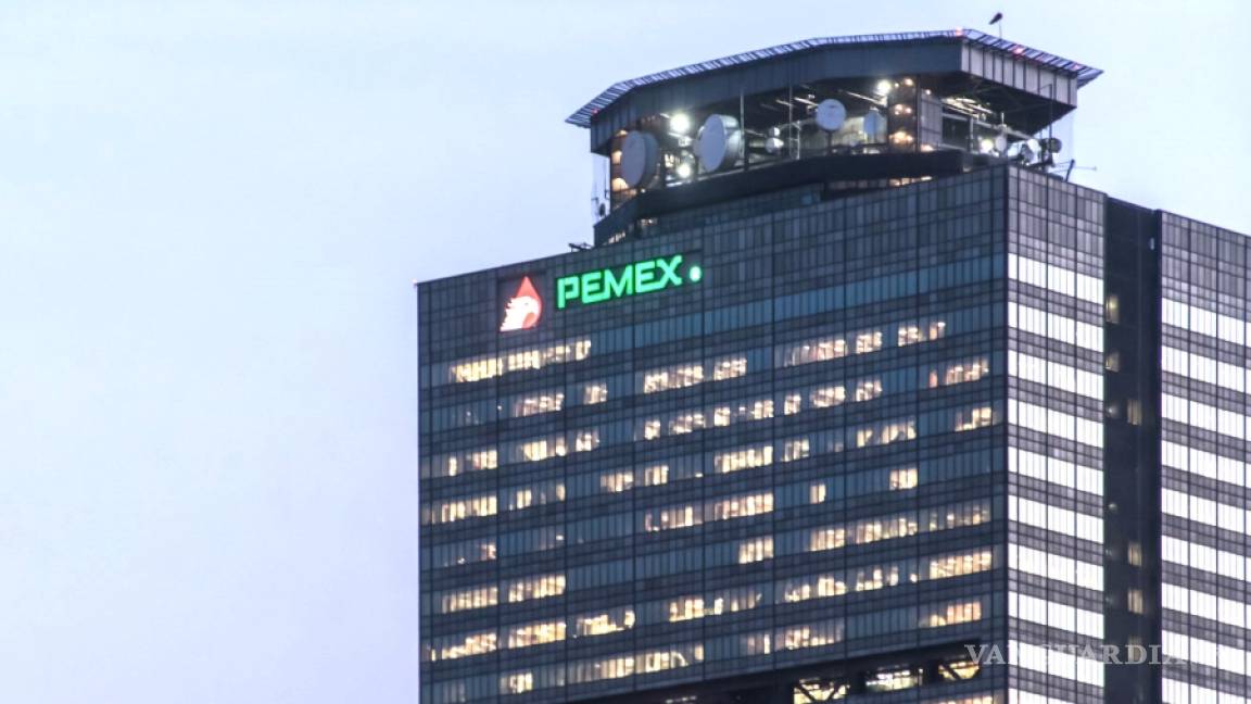 Pemex es la compañía más vulnerable de América Latina ante caída del petróleo: Fitch
