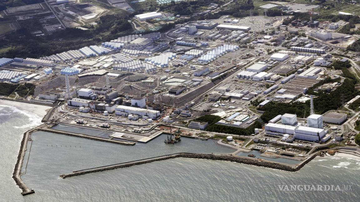 Revisan con dron la central nuclear de Fukushima, tras percance del 2011