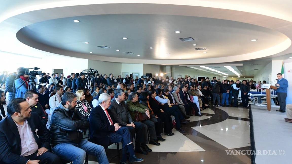 $!Entrega Miguel Riquelme equipo médico por 15 mdp, de 40 mdp que llegarán al Hospital General de Torreón