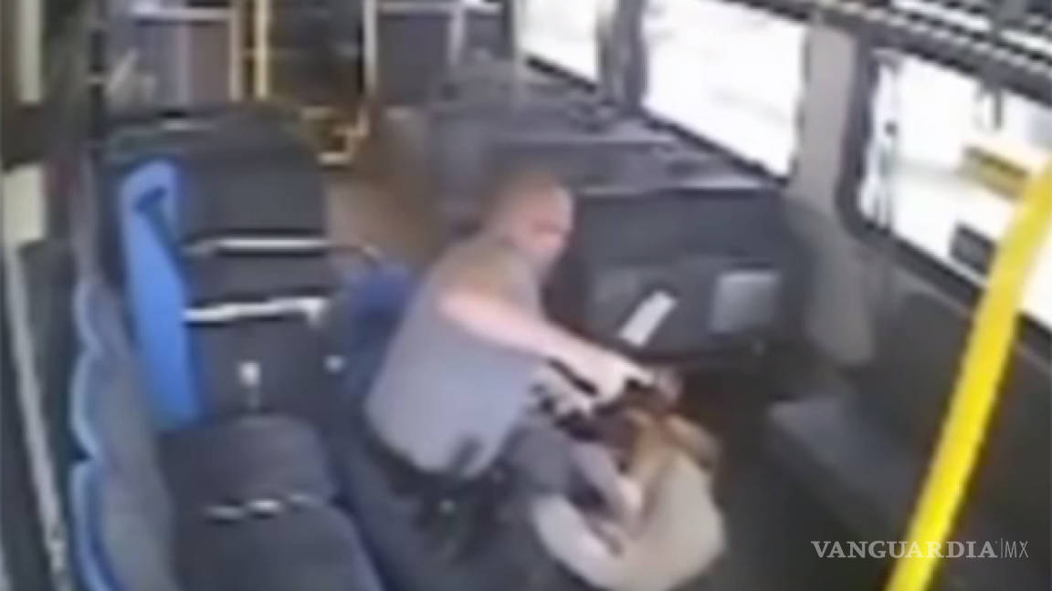 Policía abate a mexicano en autobús de Oklahoma (Video)