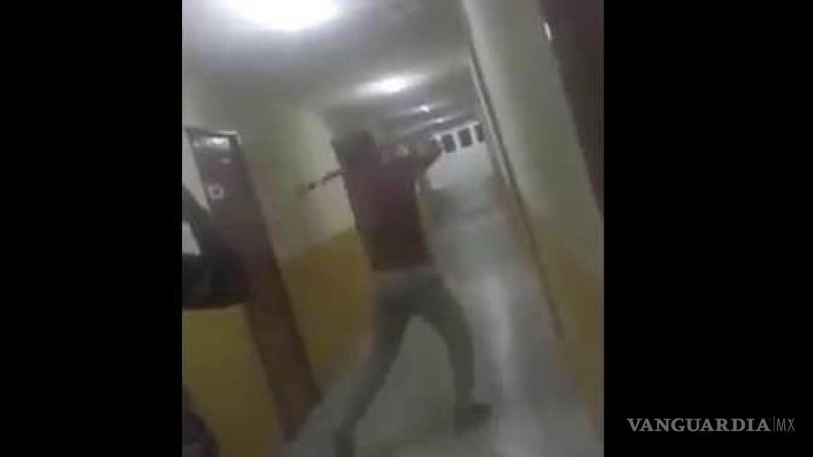 Alumno de la UAAAN daña instalaciones del internado, lo captan en video