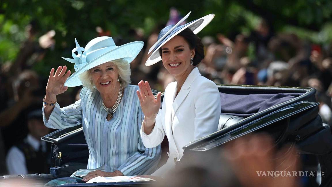$!Imagen de archivo de la reina de Inglaterra, Camila, y la esposa del príncipe Guillermo, Catherine.
