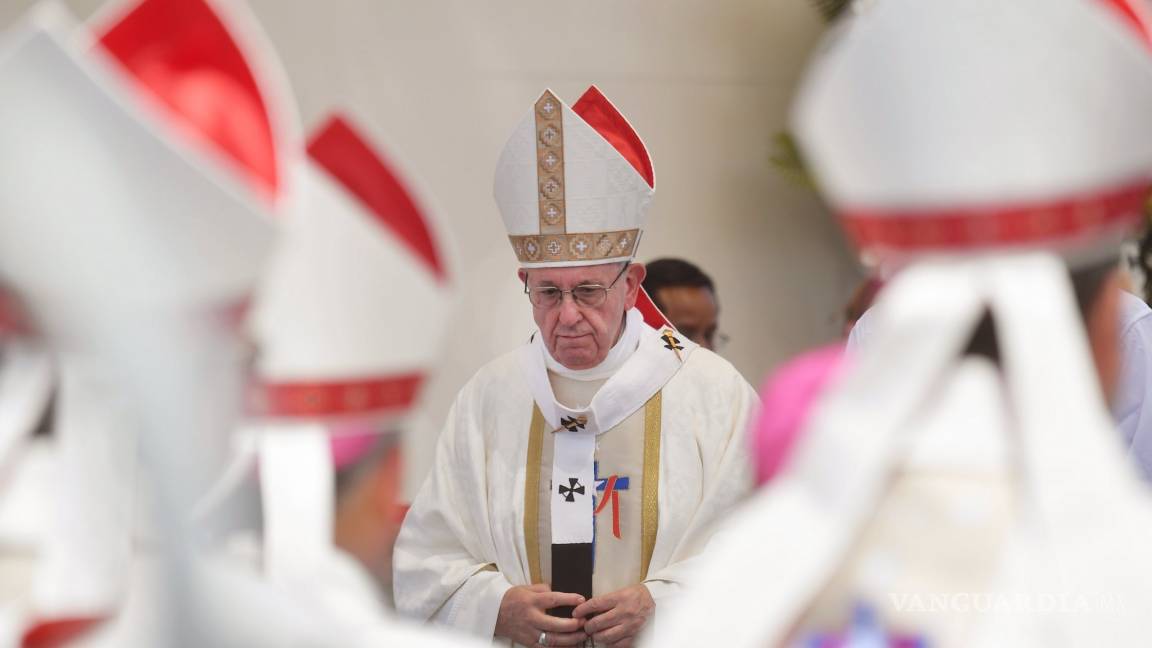 En Chile, defiende el Papa a obispo involucrado en abusos sexuales; mientras en Coahuila procesan a cura por pederastia