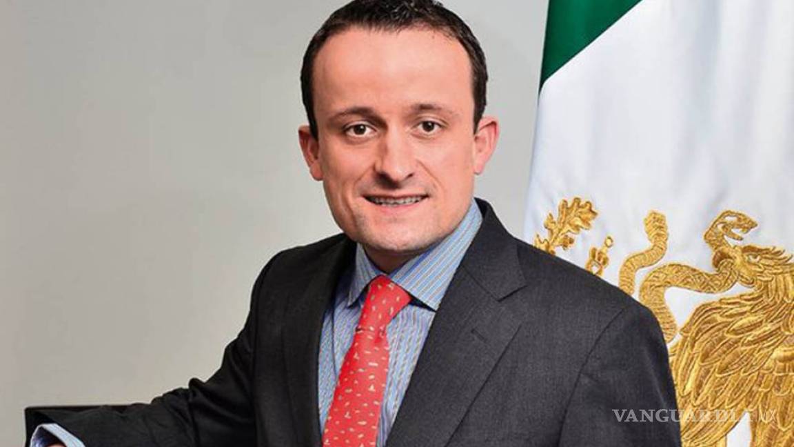 Peña Nieto anuncia la salida de Mikel Arriola como director del IMSS; lo sustituye Tuffic Miguel Ortega
