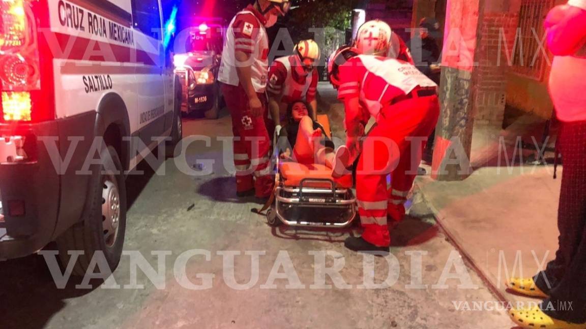 $!Supuestos policías intentan extorsionar a jóvenes y los atropellan, al sur de Saltillo