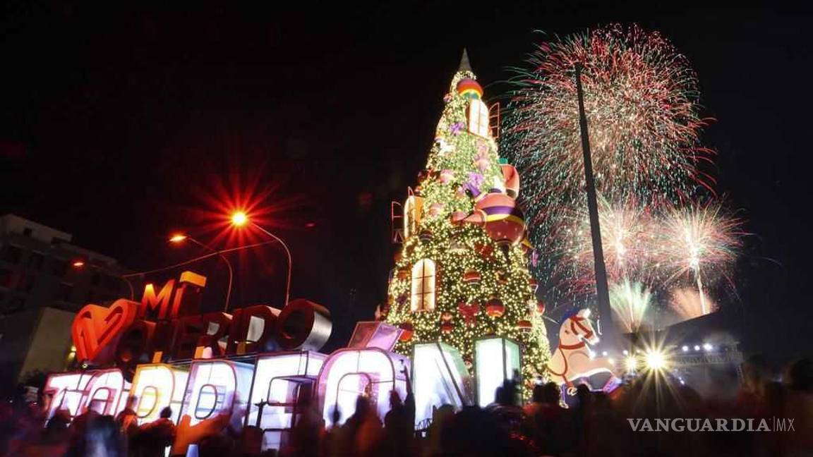 $!El Gobernador agradeció a su esposa Paola por su participación al hacer realidad este proyecto y encargarse de los eventos de Navidad para todo el Estado de Coahuila.