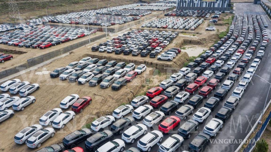 Coahuila: Así lucen miles de autos parados por falta de chips en Saltillo y Ramos Arizpe