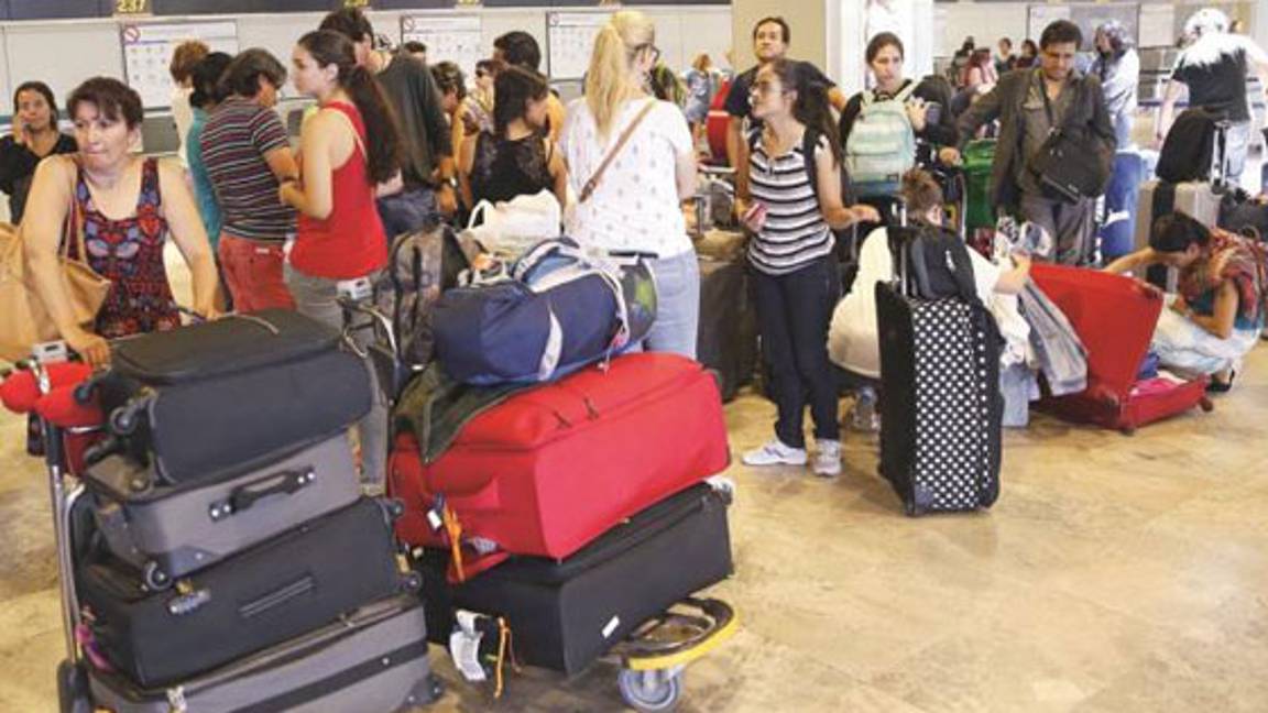 Desde hoy AeroMéxico deja de incluir maleta documentada en su tarifa más  barata a Europa, aquí resolvemos tus dudas - Ofertas, promociones y  descuentos en vuelos, paquetes de viajes y tours con