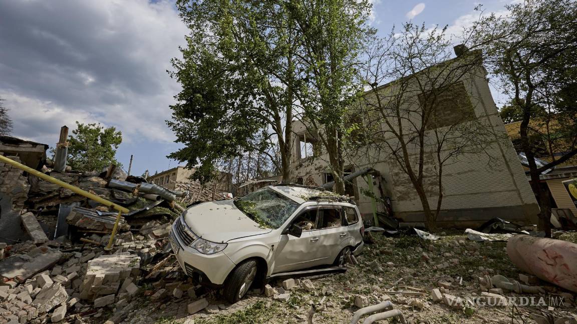 $!Imagen de los daños causados por los ataques rusos del sábado.