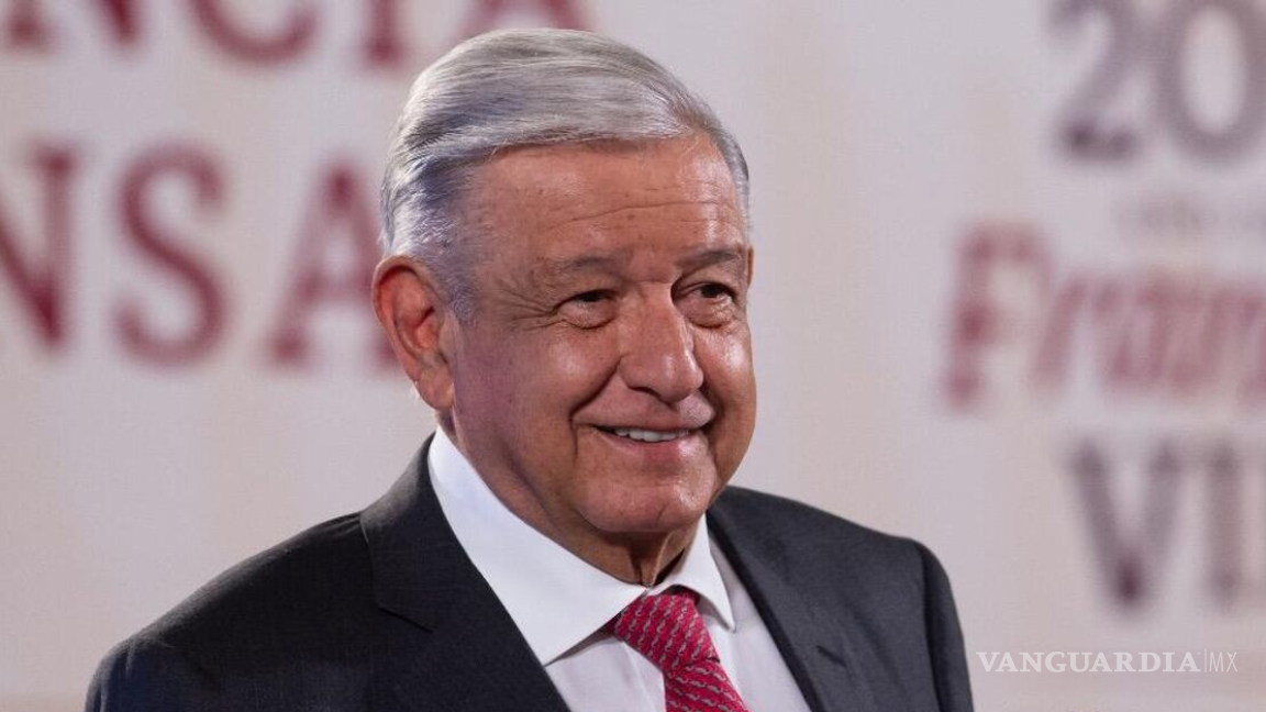 ¿AMLO senador?, Morena propone cargo honorífico para presidentes