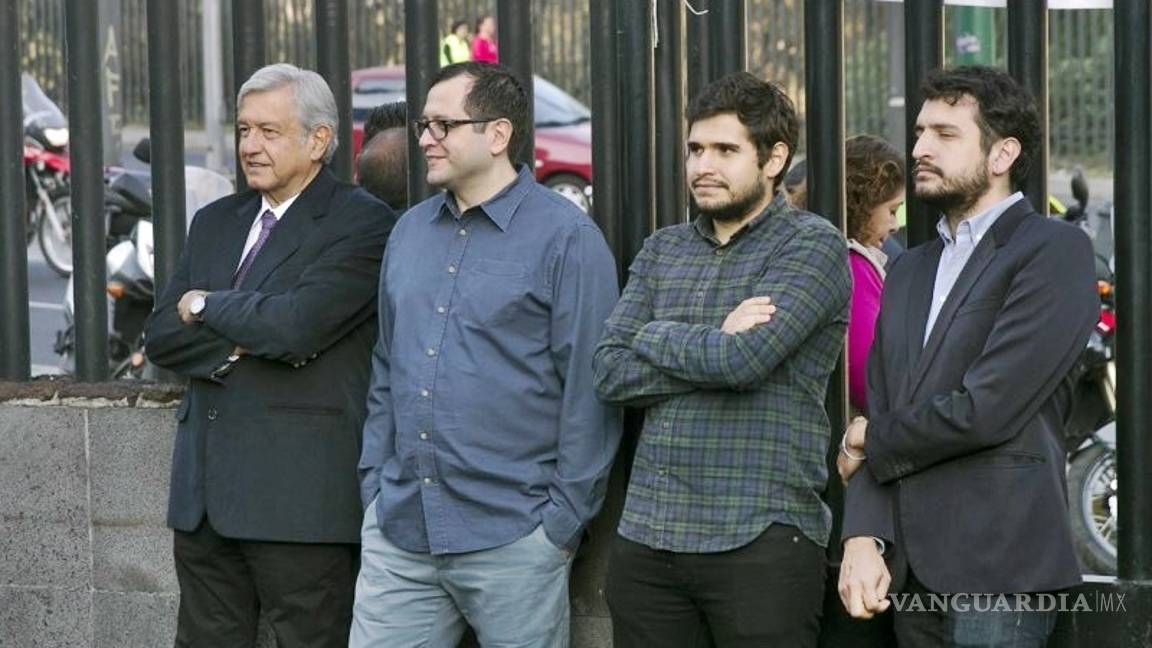 $!Hijos de AMLO abre su primera tienda de chocolates en la CDMX