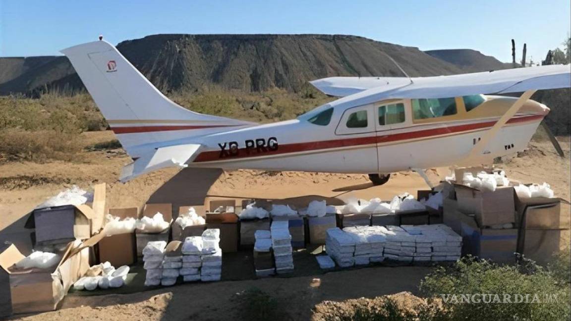 Aseguran avión con 500 kilos de diferentes drogas en Baja California