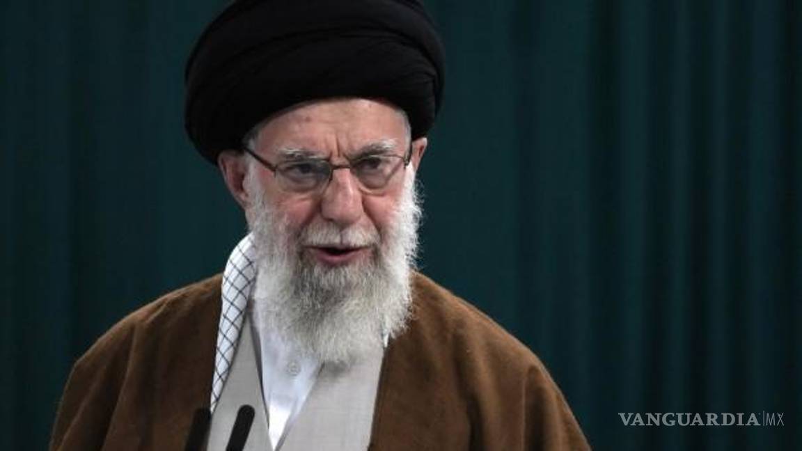 Líder supremo de Irán rechaza la ‘arrogante’ propuesta de Trump de acuerdo nuclear