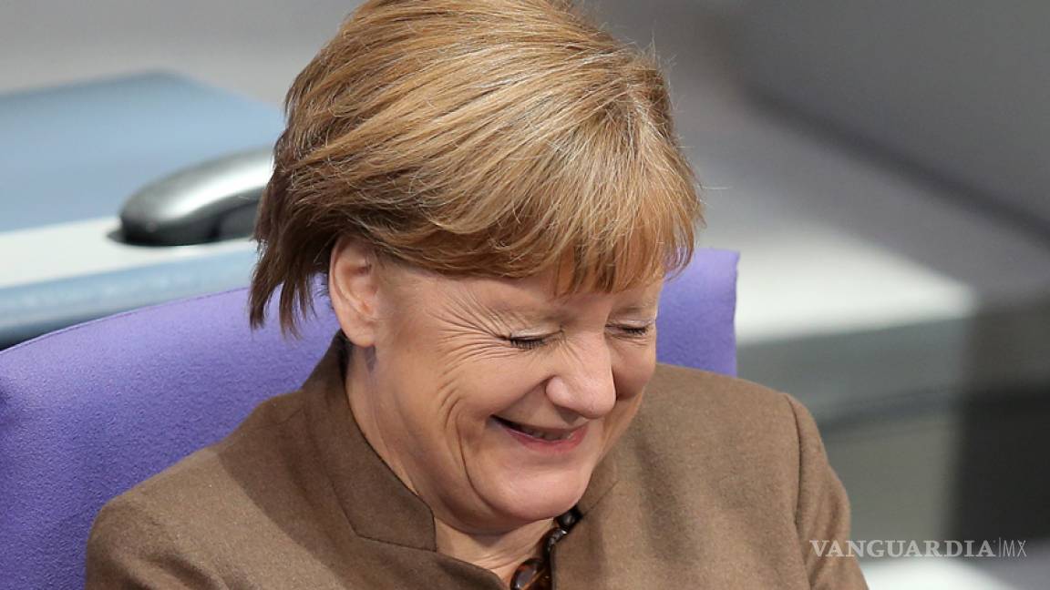 Dejan cerdo con nombre de Merkel en Leipzig
