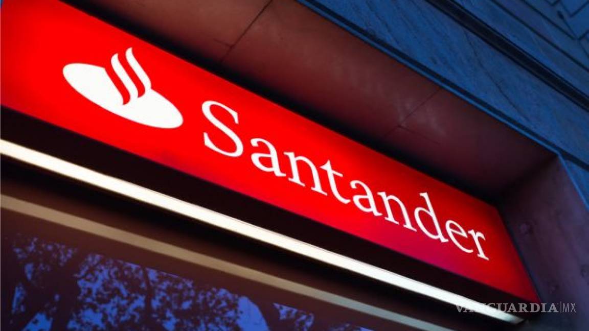 Concluye Santander actualización de su sistema que provocó fallas en cajeros