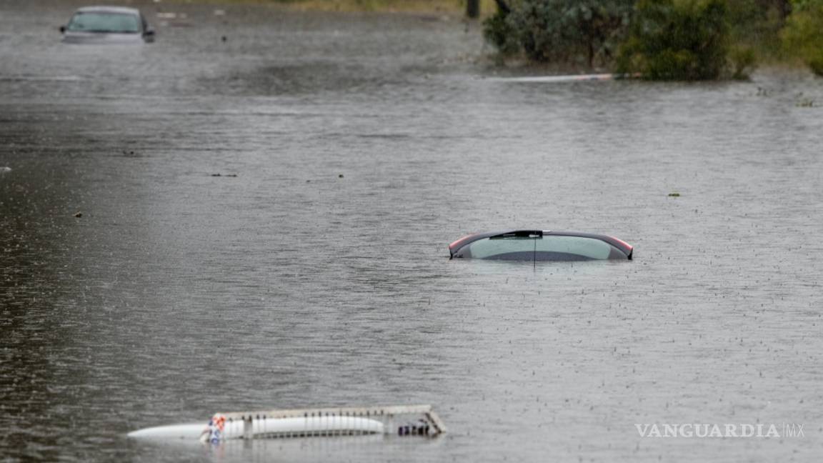 $!Evacuan a 18 mil personas por las peores inundaciones en décadas en Australia