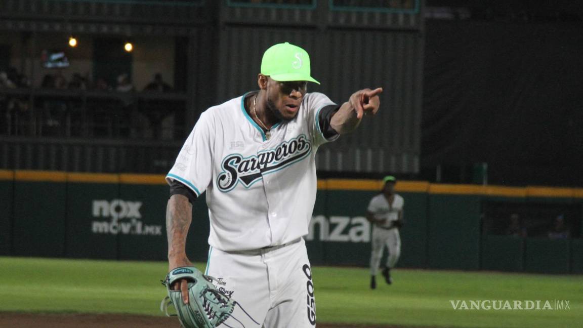 $!El pitcheo fue clave para el triunfo de los Saraperos ante los Acereros.