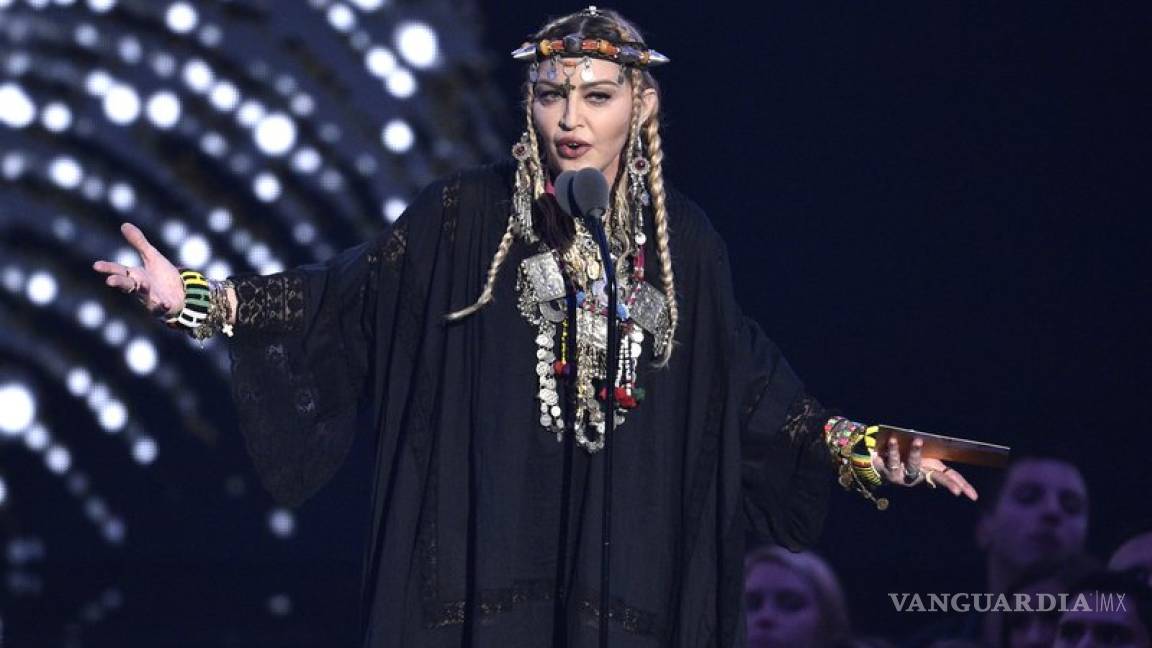 Madonna es criticada por 'homenajear' a Aretha Franklin… ¡hablando de ella misma!