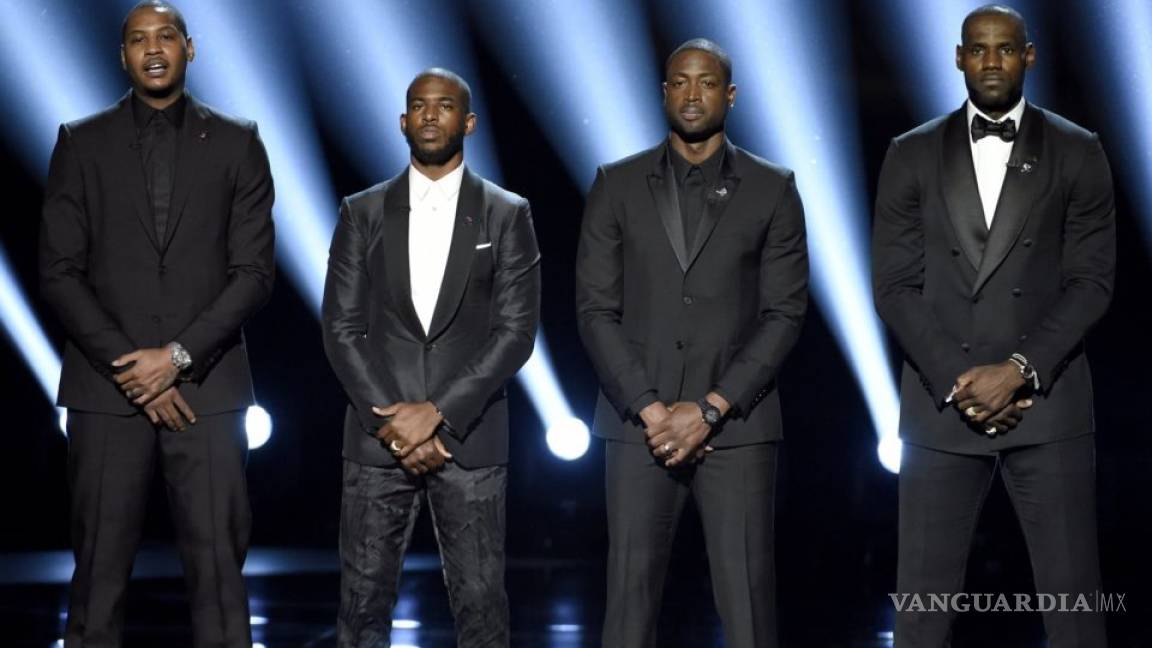 $!El caso de Colin Kaepernick y su protesta contra el racismo causa polémica en EU