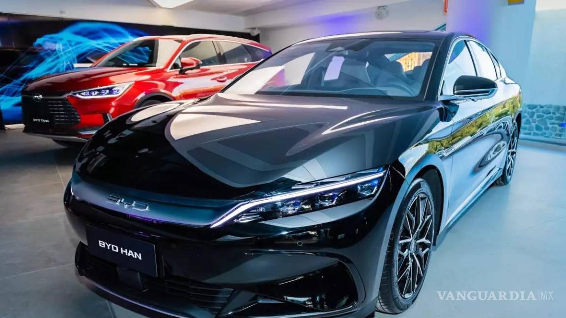 $!Actualmente los autos chinos que ingresan a EU pagan un arancel del 27 por ciento.