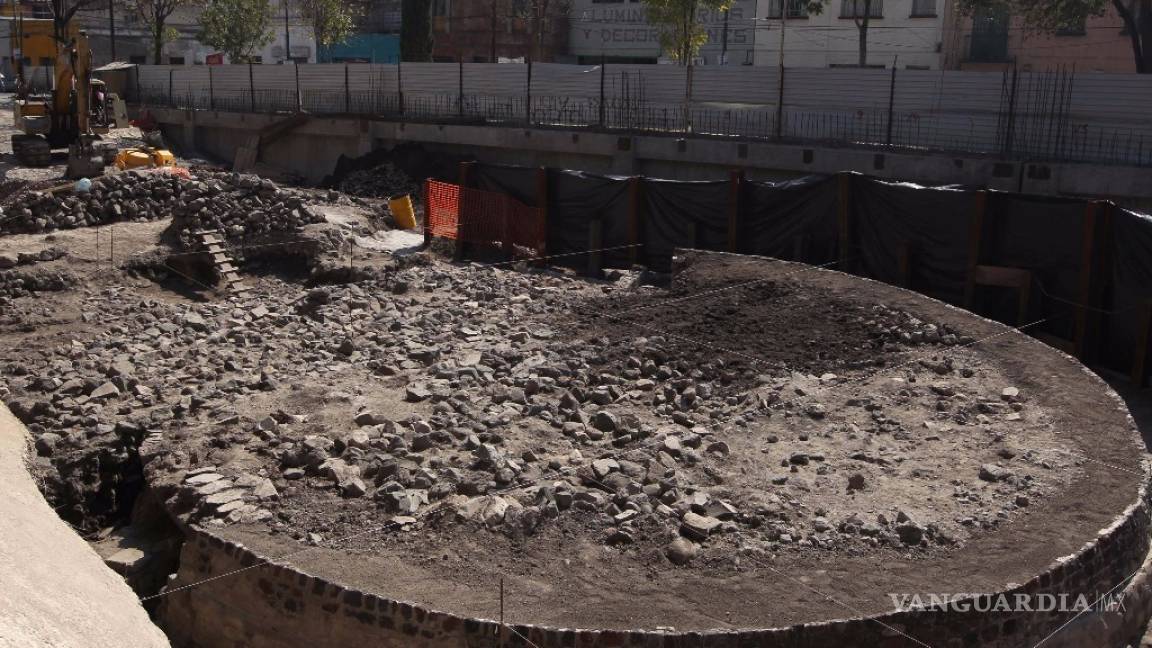 Descubren templo prehispánico en zona de Tlatelolco