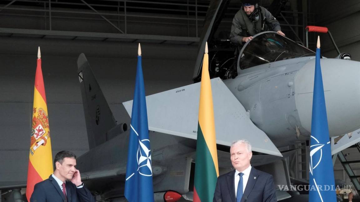 Aviones caza interrumpen conferencia de prensa de presidentes de Lituania y España