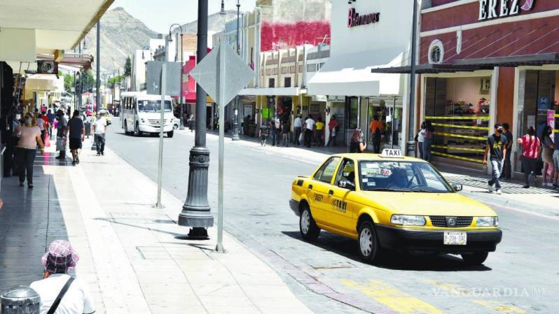 Taxistas en Saltillo prestan servicio con la aplicación de In Driver