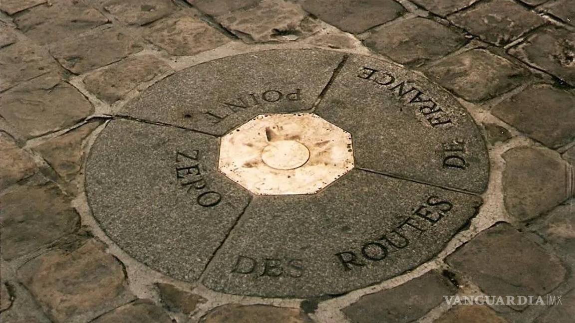 $!Quien ha ido a Notre Dame seguramente se ha encontrado con esta curiosa placa.