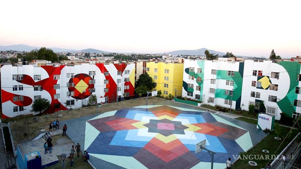 $!Reúne Guadalajara a 700 escritores de 41 países en una FIL con acento madrileño