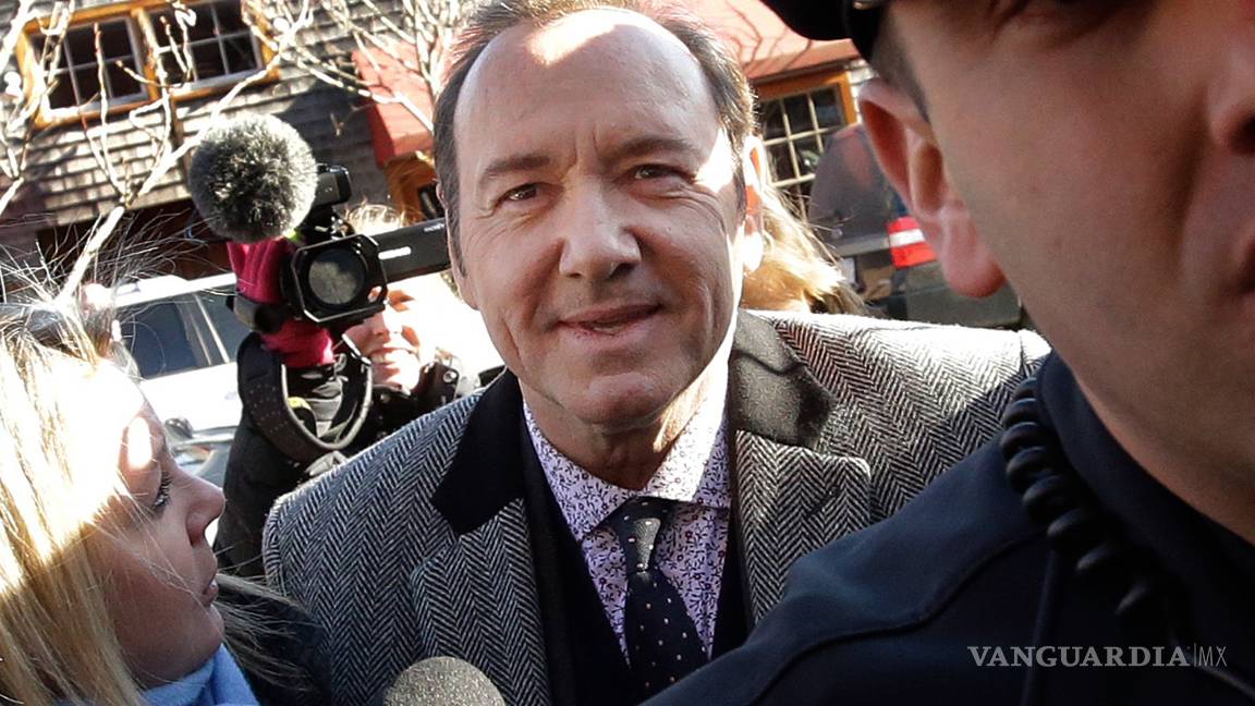 $!Acusador de Kevin Spacey retira los cargos contra el actor