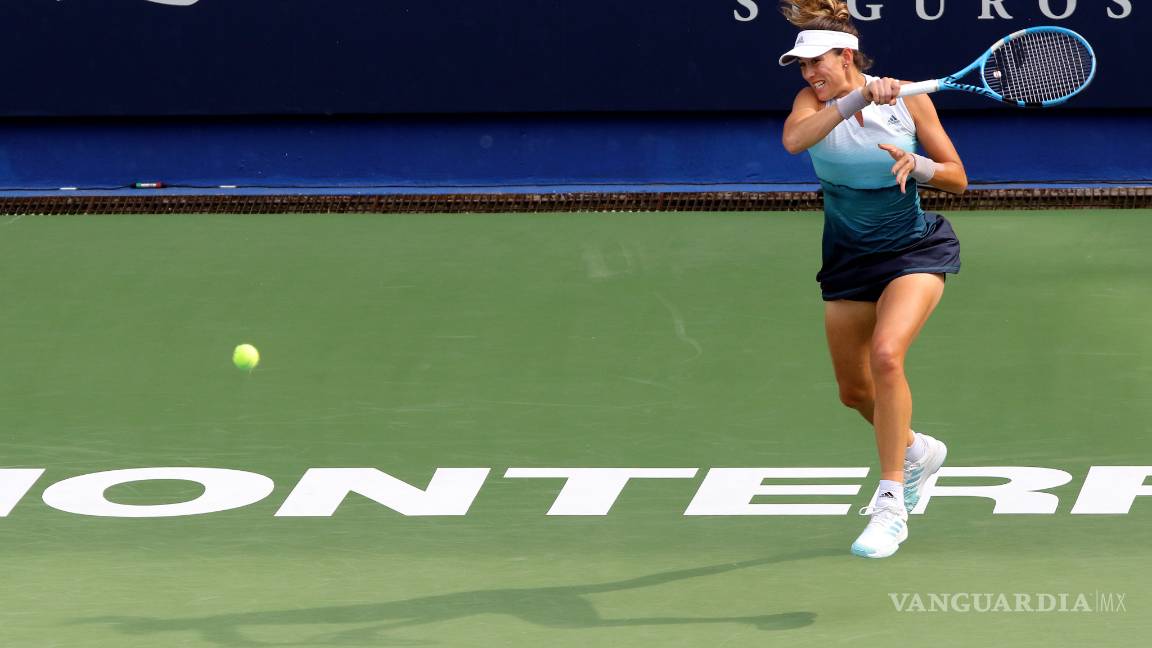 $!Garbiñe Muguruza vence a Kristina Mladenovic con el apoyo de André-Pierre Gignac