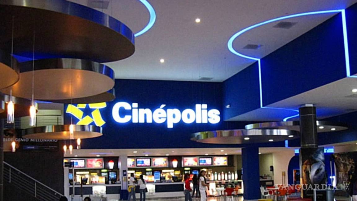 Detienen a misterioso hombre que de forma desconocida ingresó en cine de Saltillo