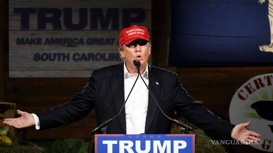 $!Buscan nacionalizar a un millón inmigrantes para votar en presidenciales de EU