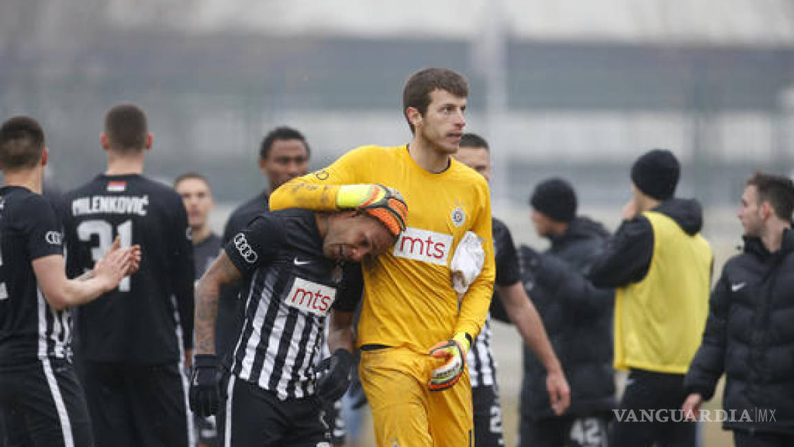 Jugador termina el partido bañado en lágrimas por insultos racistas