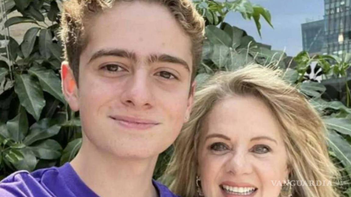 $!Erika Buenfil y su hijo Nicolás mantienen una relación muy cercana y abierta. (FOTO: INTERNET)