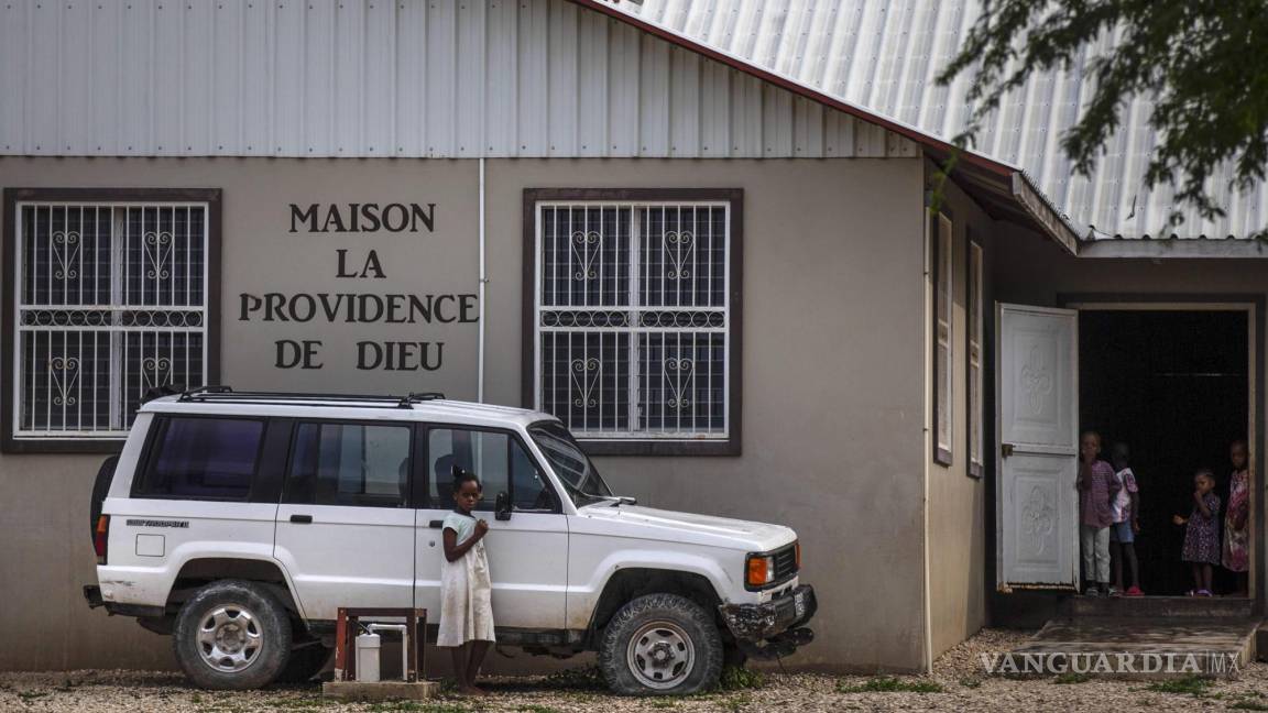 Investiga FBI secuestro de 12 misioneros en Haití