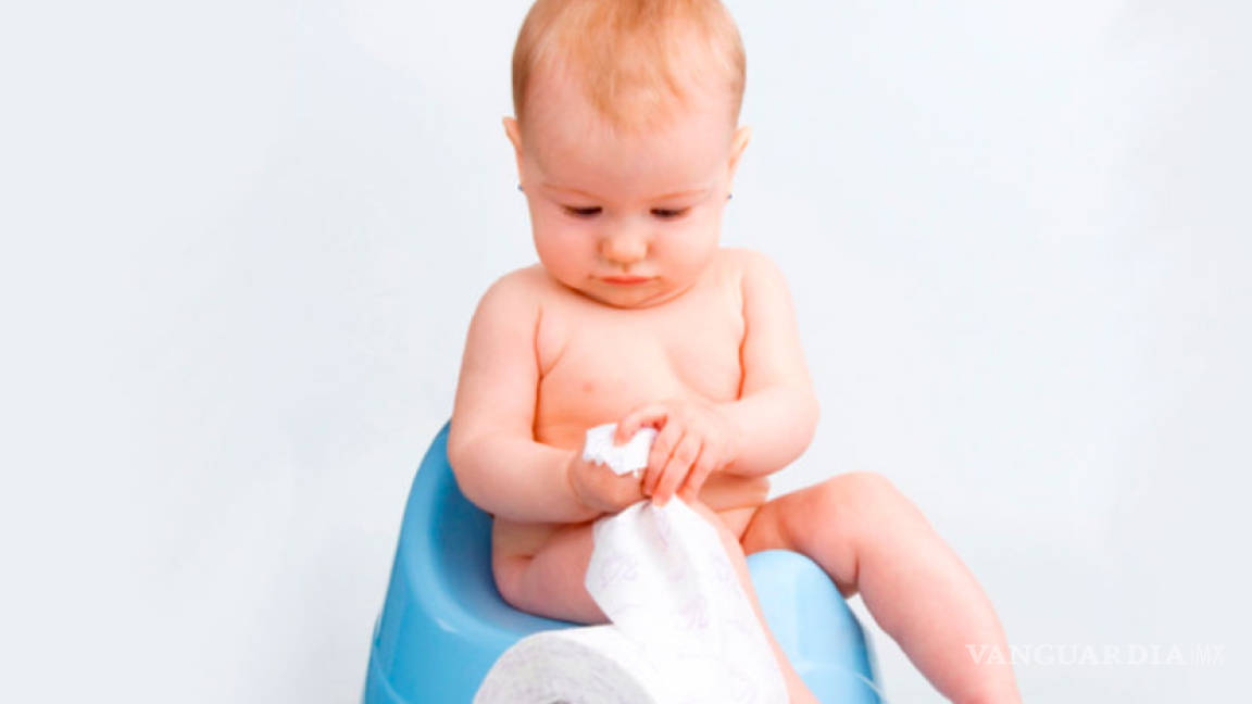 7 señales de que tu bebé está listo para dejar el pañal