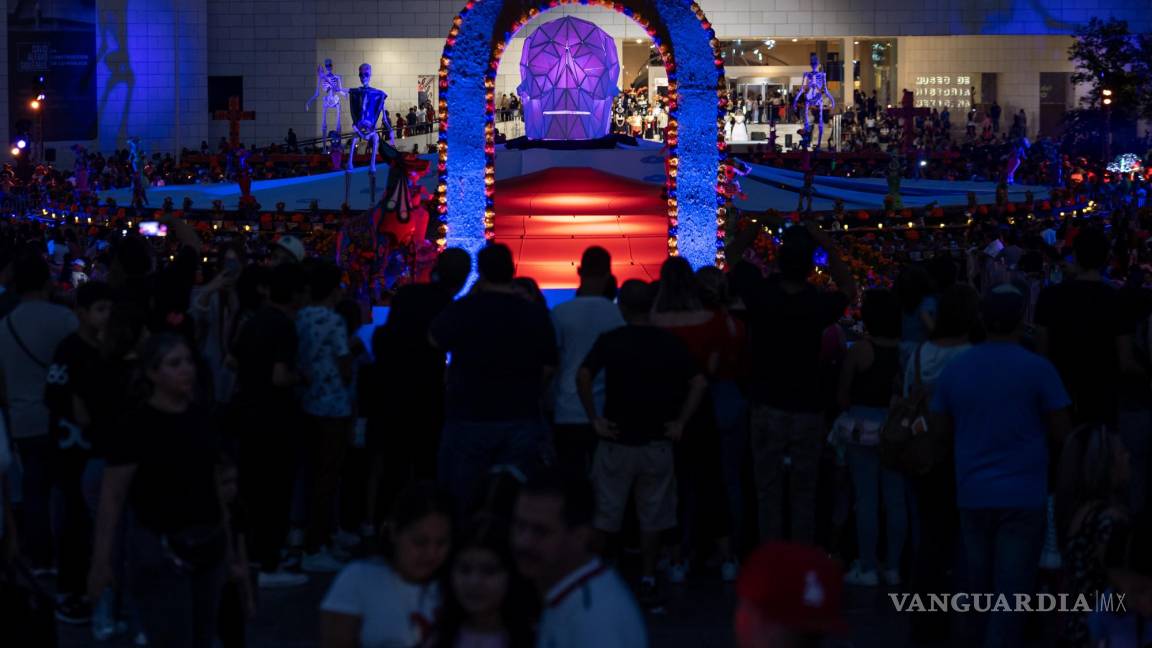 Monterrey obtiene Récord Guinness por el Altar de Muertos más grande del mundo