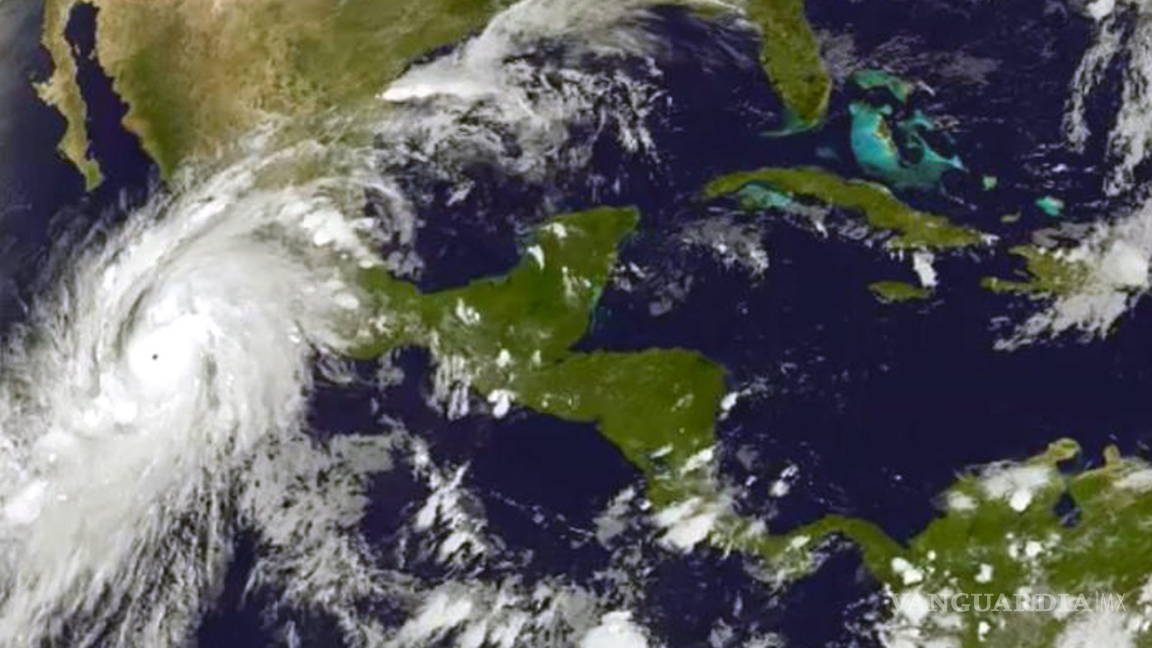 Patricia tocará tierra como huracán categoría 5 esta tarde