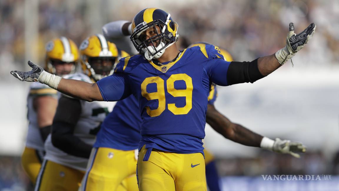 Un error de los Packers le deja el invicto a los Rams