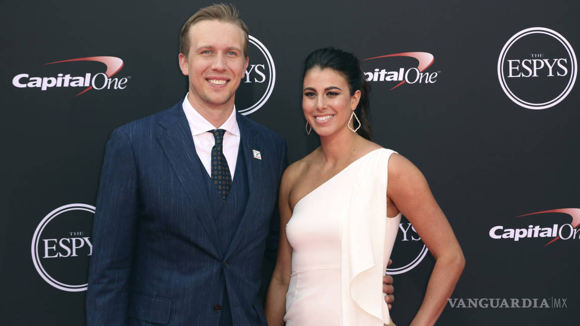 El ganador del Super Bowl LII, Nick Foles, regresa a las prácticas con los Jaguars tras la muerte de su hijo