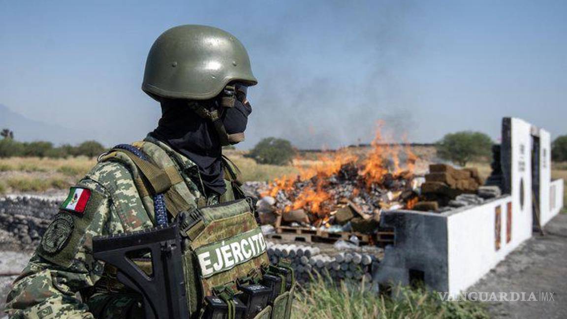 $!Incineran en Nuevo León más de una tonelada 800 kilos de droga
