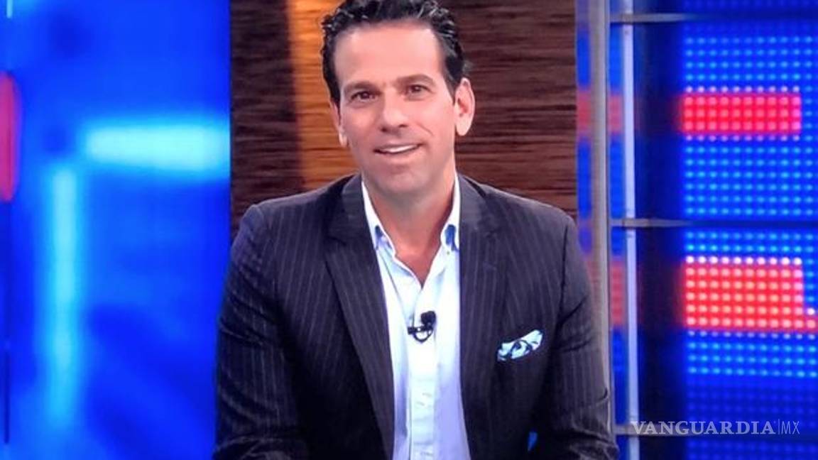 $!Este era el sueldo de Carlos Loret de Mola dentro de Televisa